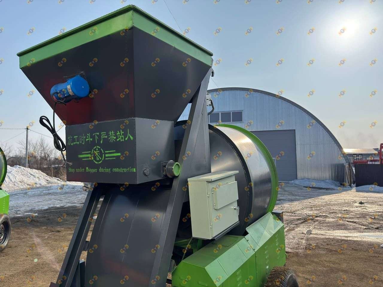 Бетономешалка JZC350 17