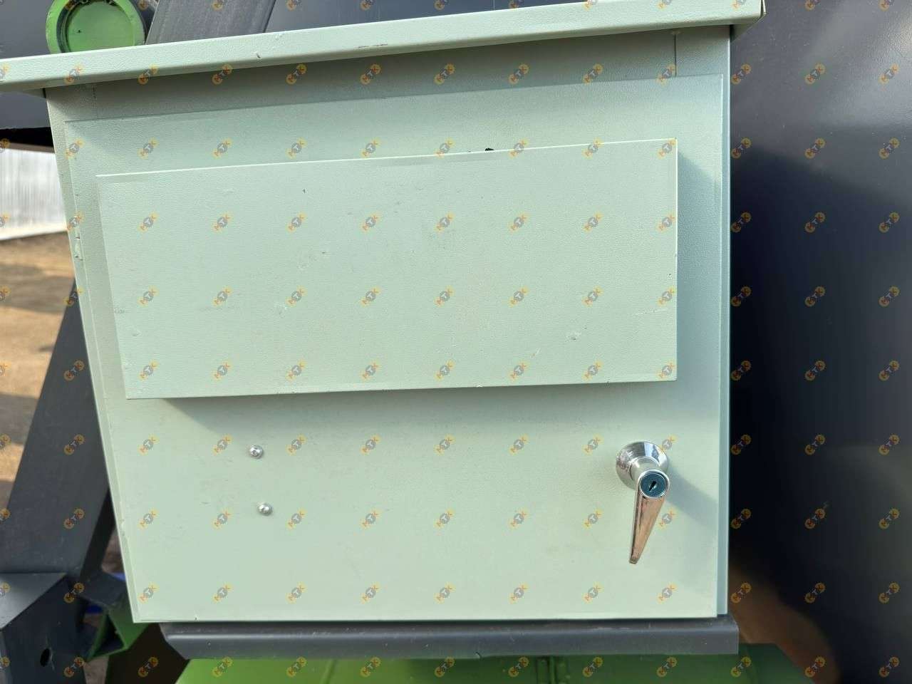 Бетономешалка JZC350 9