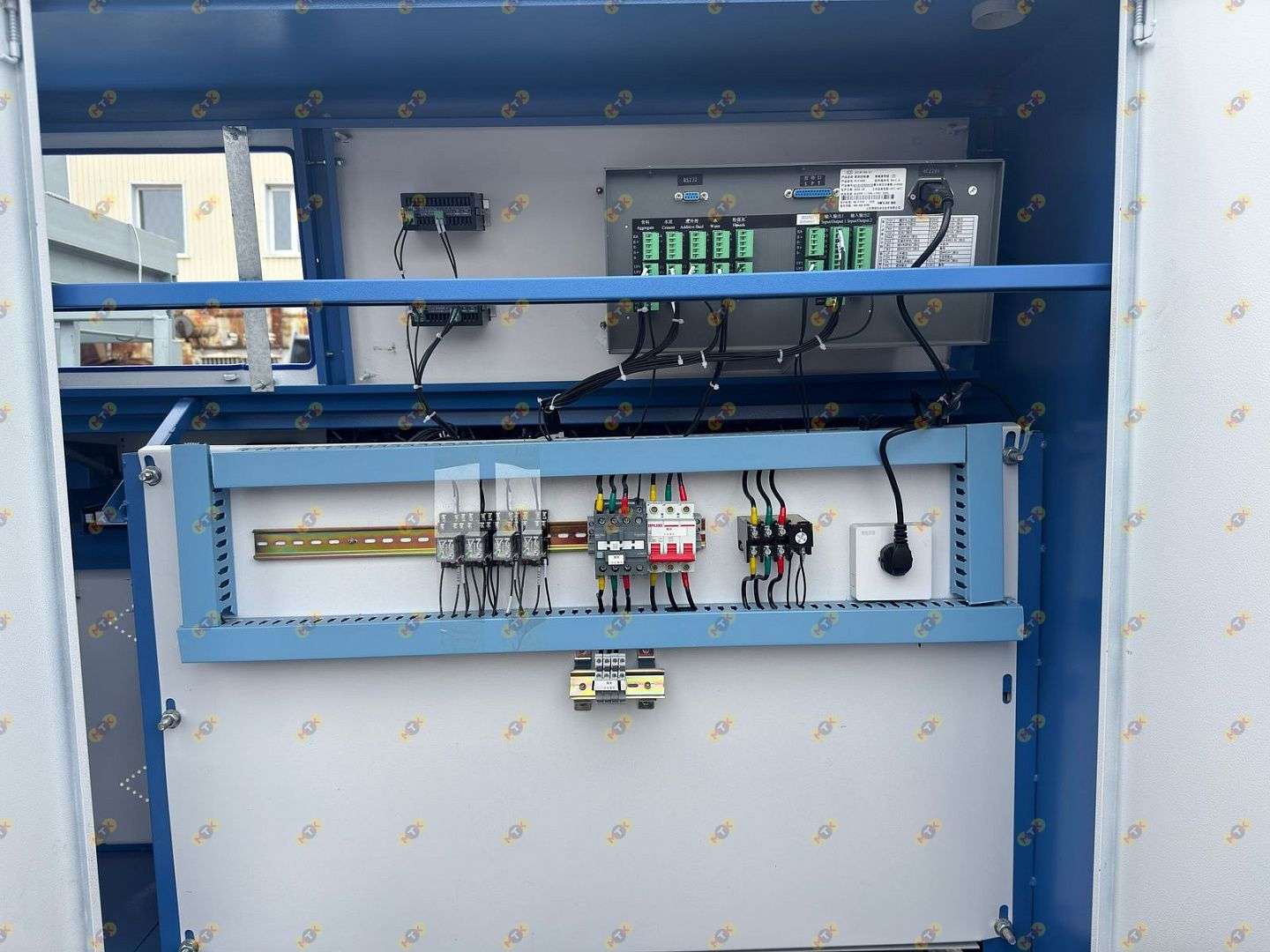 Двухвальный бетоносмеситель JS 1000 со скипом 29