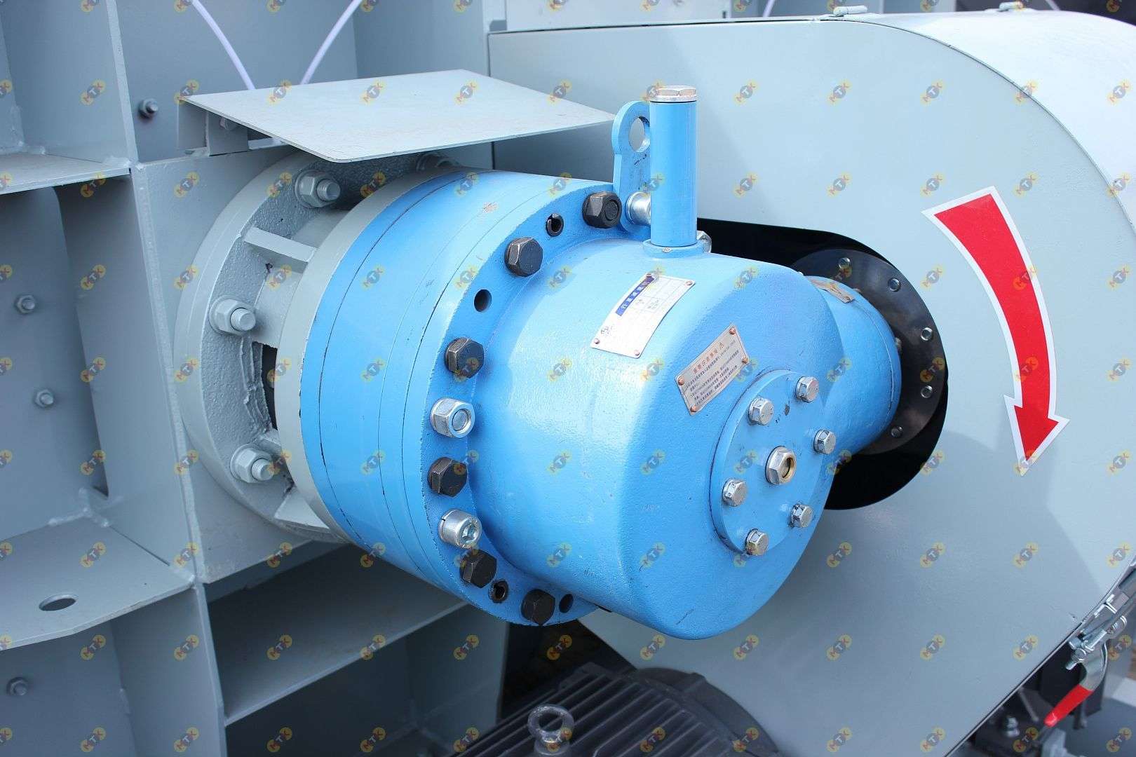 Двухвальный бетоносмеситель JS 1000 со скипом 7