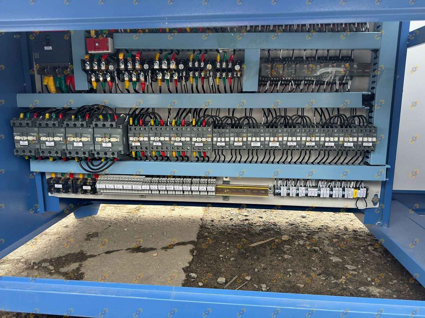 Двухвальный бетоносмеситель JS 1000 со скипом 40