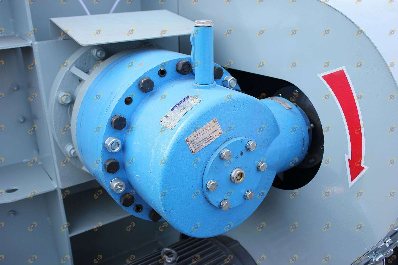 Двухвальный бетоносмеситель JS 1000 со скипом 9