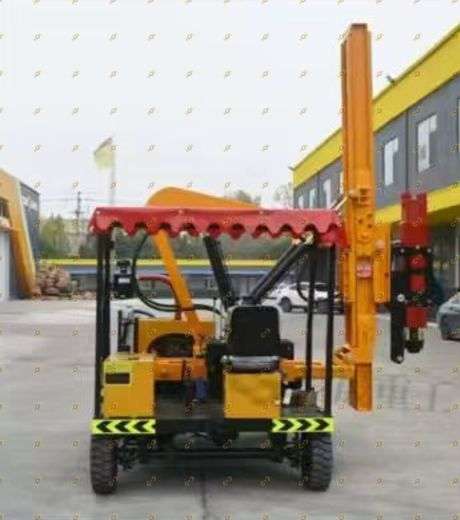 Машина для забивки столбов ограждения 3