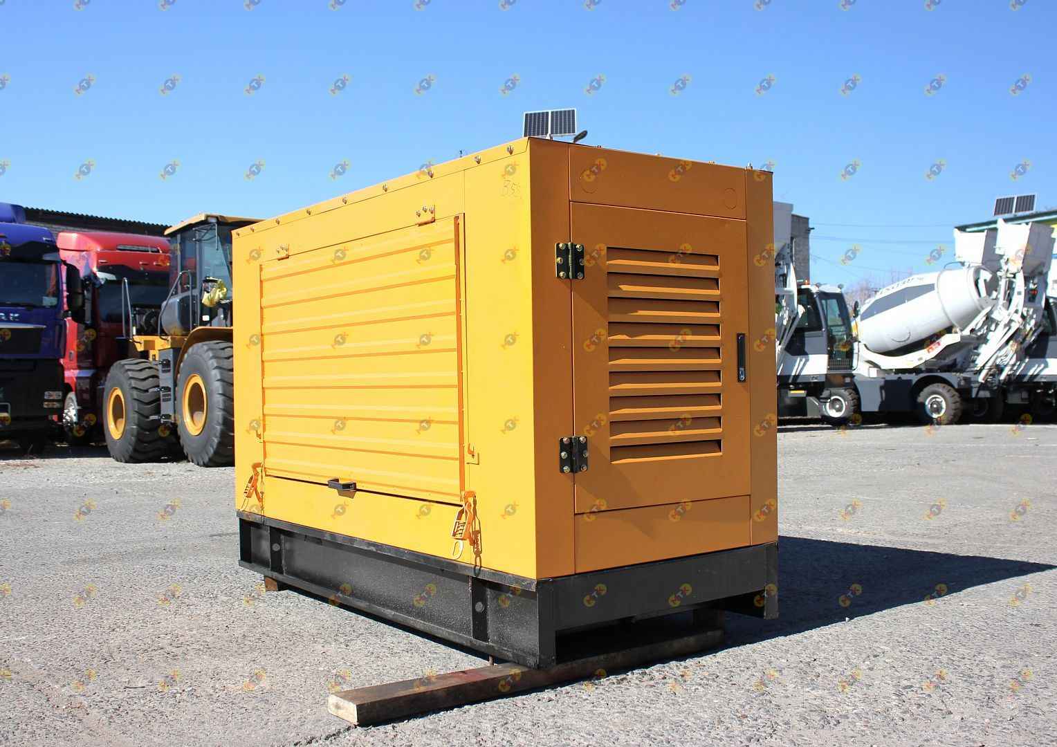 Дизельный генератор Yuchai 50 кВт в кожухе с AVR 13