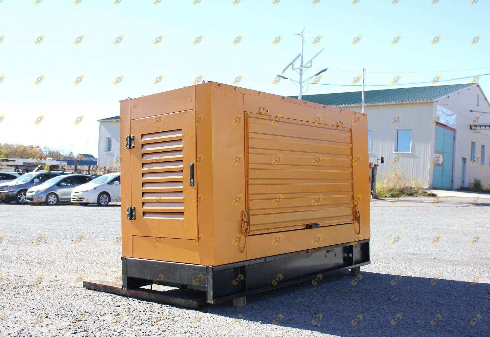 Дизельный генератор Yuchai 50 кВт в кожухе с AVR 11