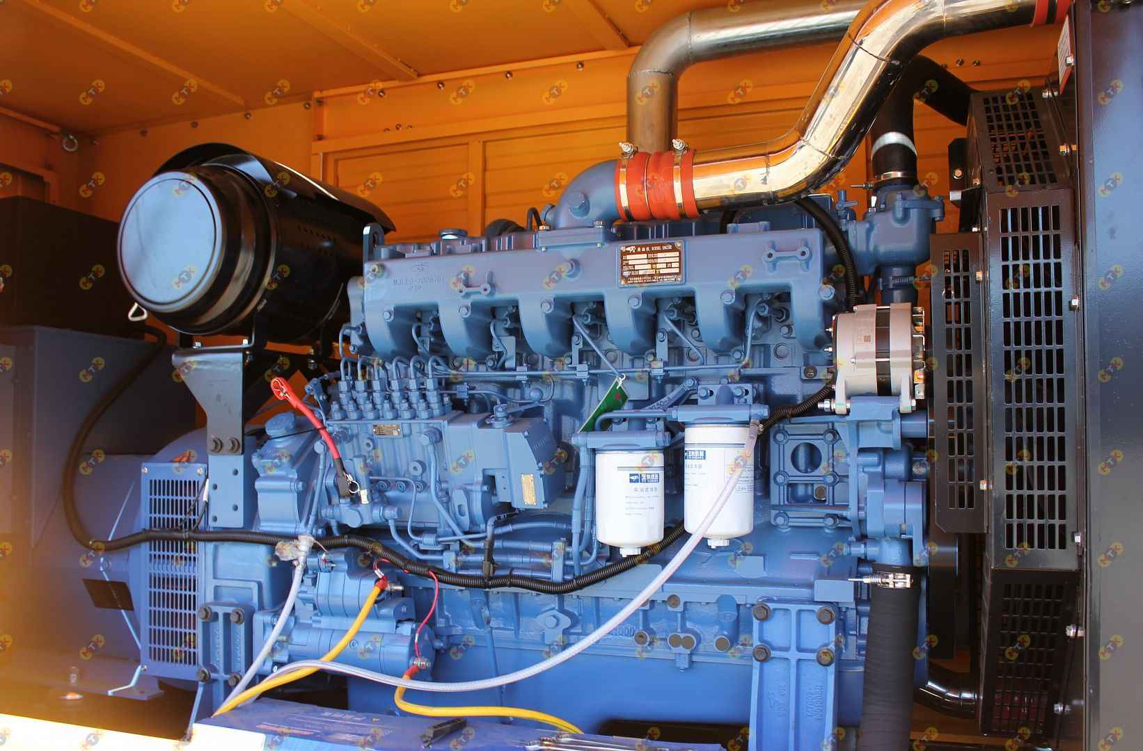 Дизельный генератор Yuchai 200 кВт 2