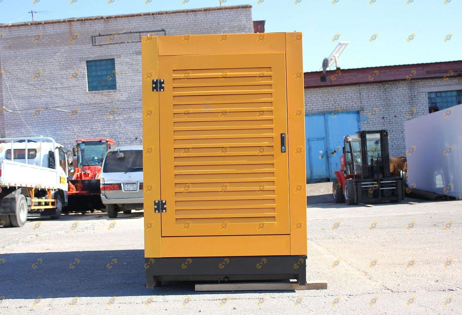 Дизельный генератор Yuchai 200 кВт 20