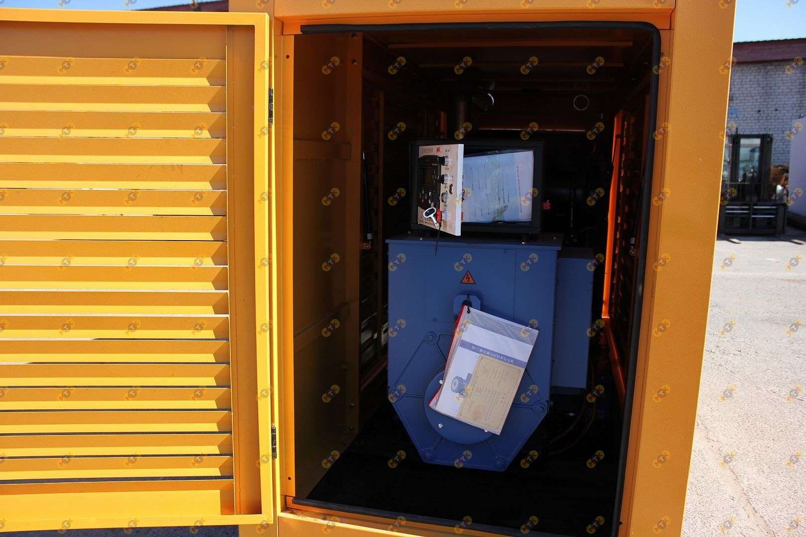 Дизельный генератор Yuchai 200 кВт 21