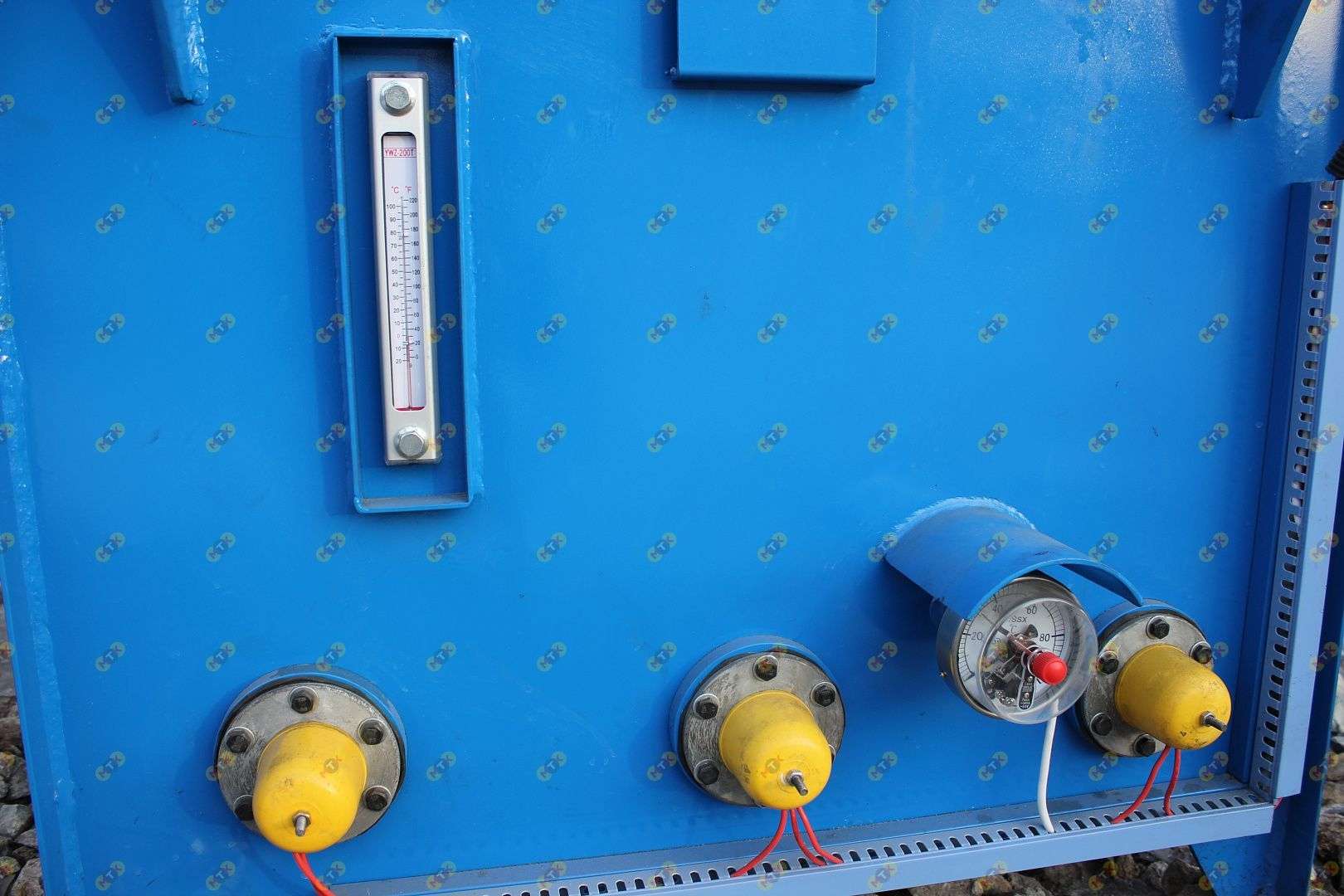 Конусная дробилка PYB 900 5