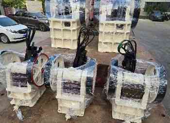 Щековая дробилка PE150x250 литейный тип