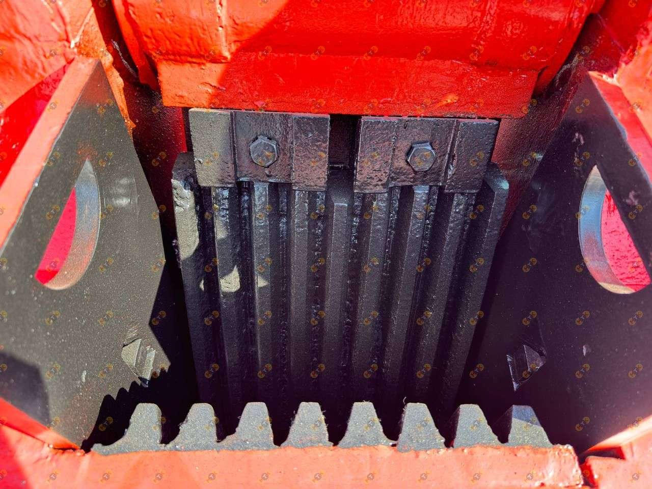 Щековая дробилка PE200x300 BAIHE 14