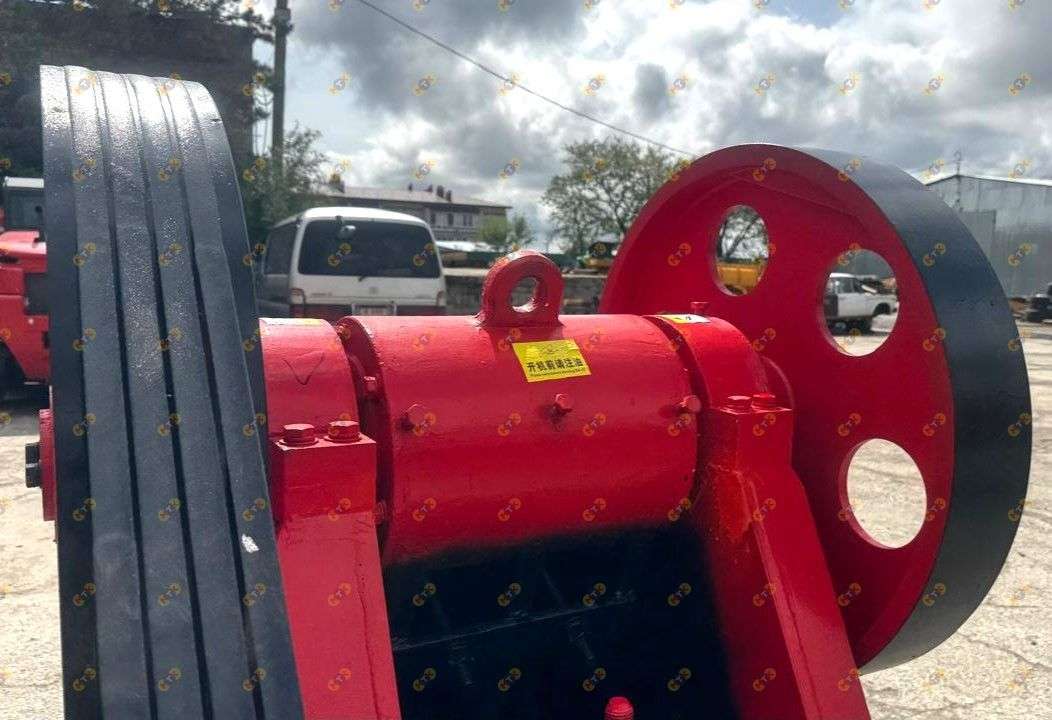 Щековая дробилка PE250x400 BAIHE 8