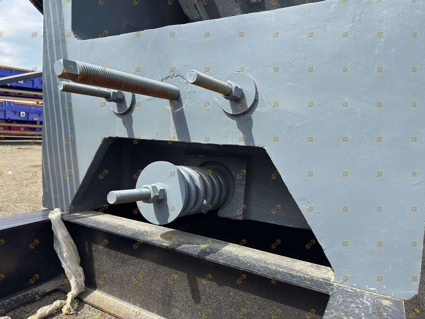 Щековая дробилка PE600x900 FREEMAN (на раме) 3