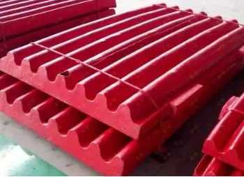 Комплект подвижной и неподвижной плит для щековой дробилки PE900×1200