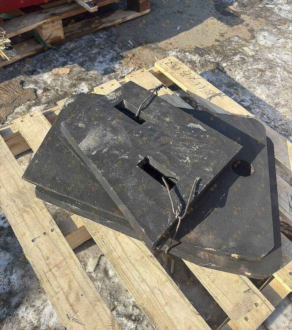 Комплект боковых плит для щековой дробилки PE 400×600 3