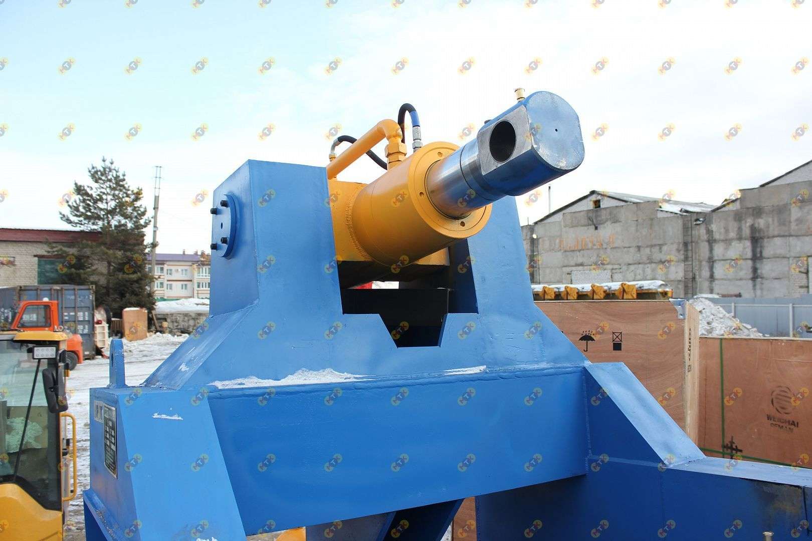 Пресс Y81-250А 15