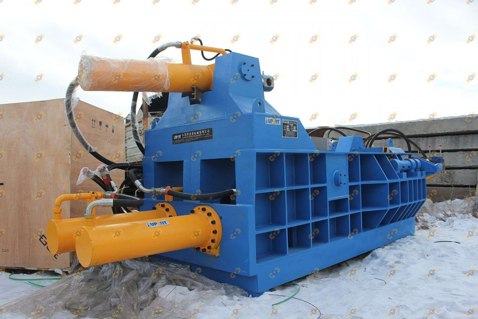 Пресс Y81-250А 4