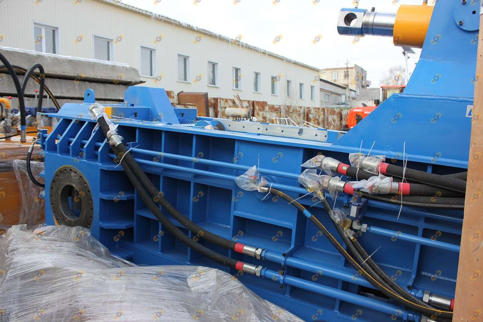 Пресс Y81-250А 5