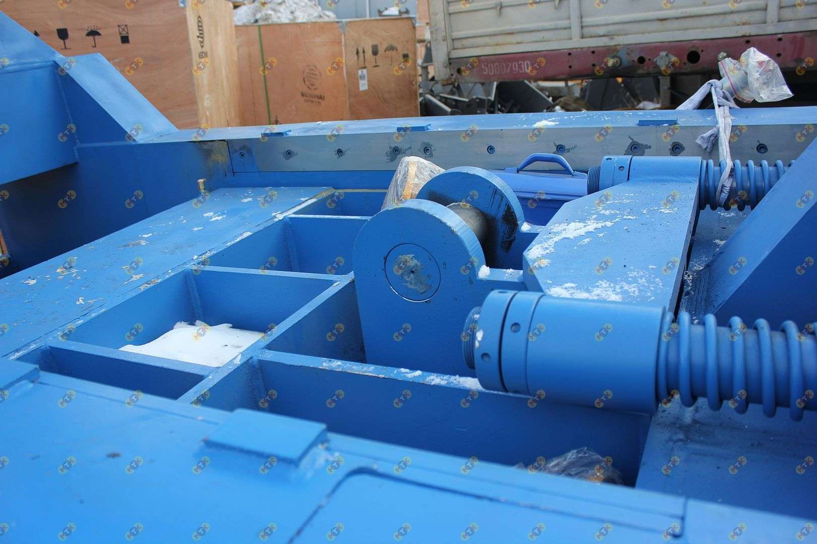 Пресс Y81-250А 14