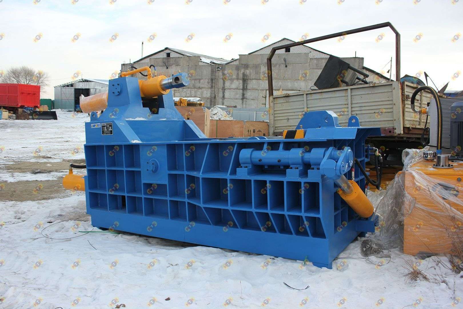 Пресс Y81-250А 11