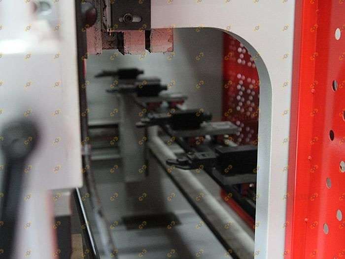 Гидравлический листогиб WC67Y-125T3200 3