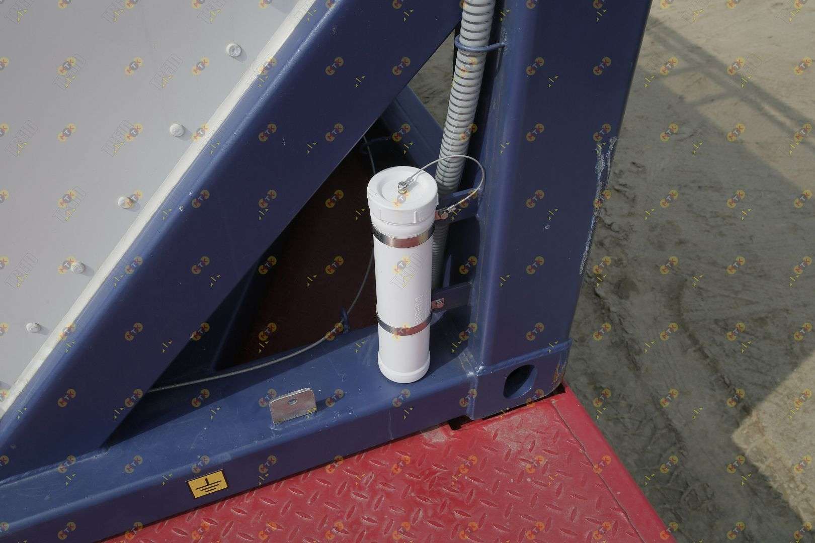 Танк-контейнер 25 м³ T11 4