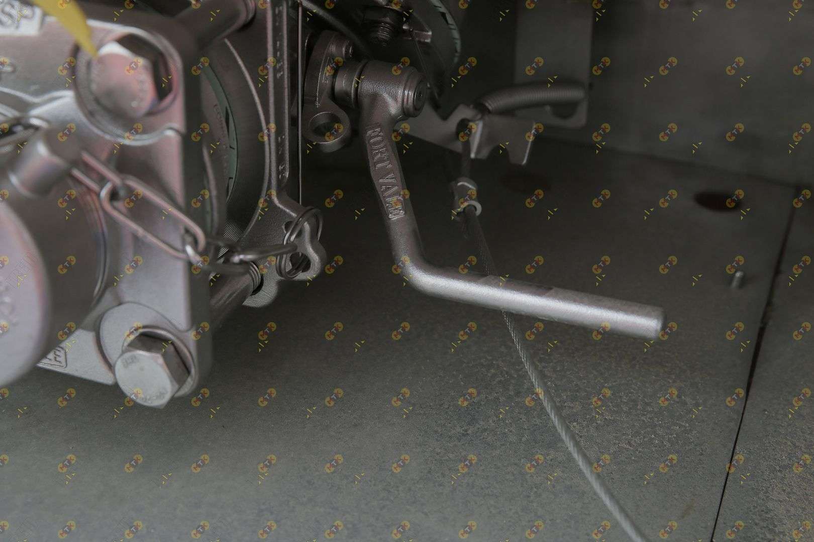 Танк-контейнер 25 м³ T11 10