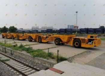 Шахтный самосвал Kamach UK-30