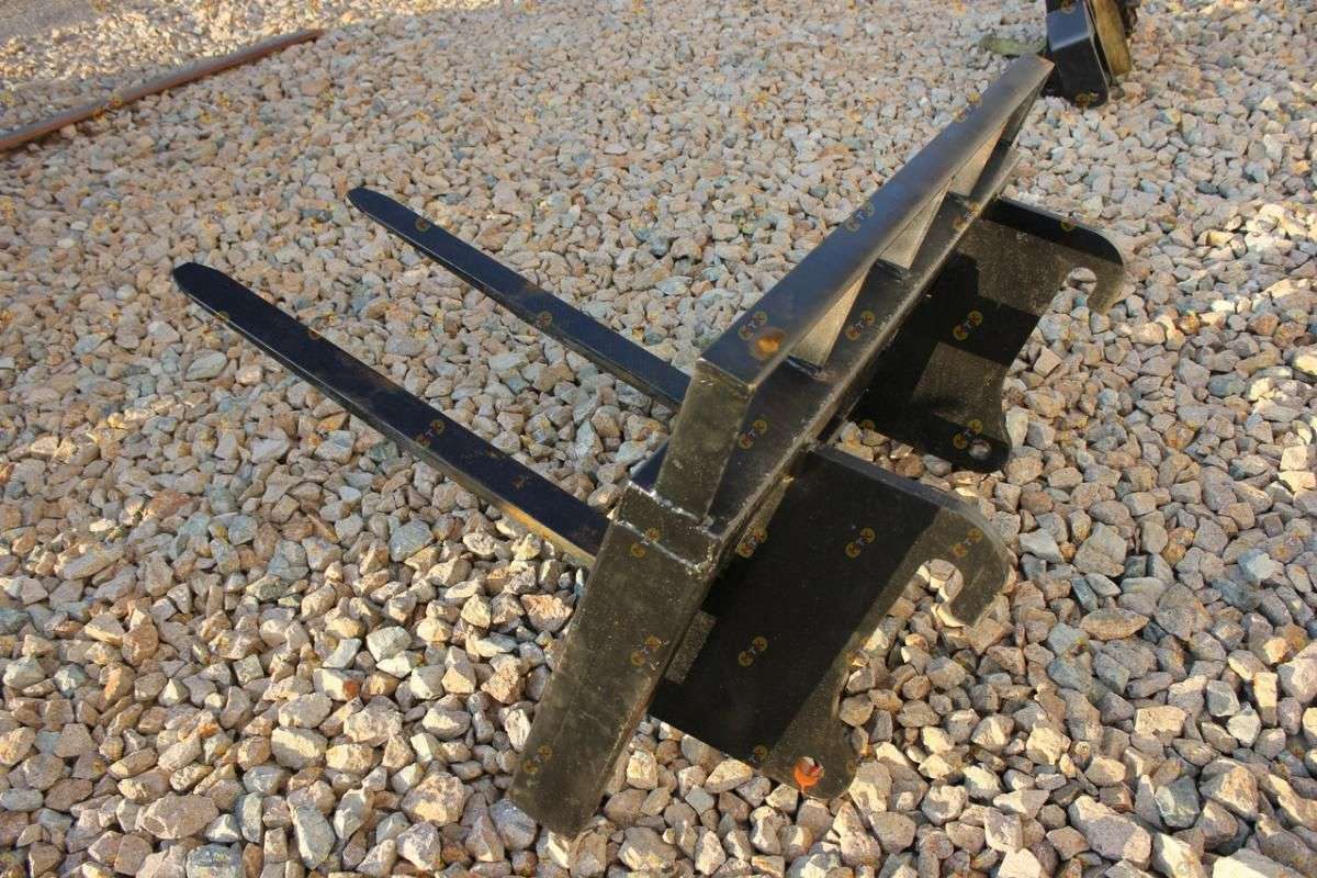 Вилы паллетные для погрузчика 2