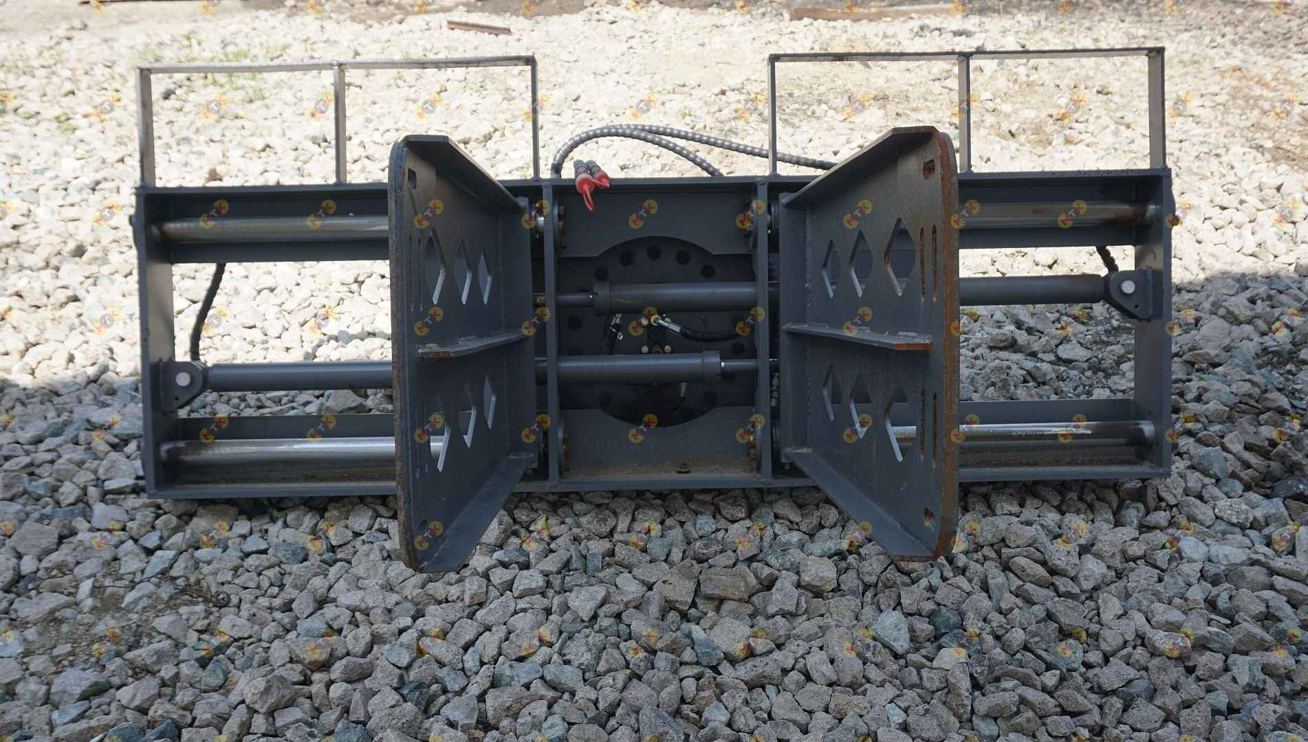 Киповой захват для фронтального погрузчика 3