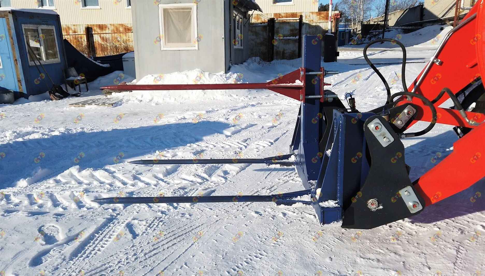 Штыковой вилочный захват (3 вилки) 2