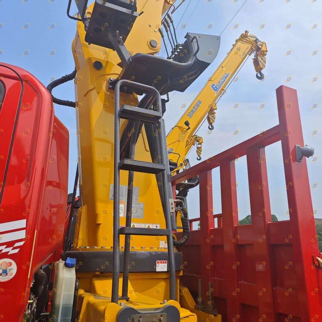 КМУ XCMG SQS250-5 (10 тонн) 6