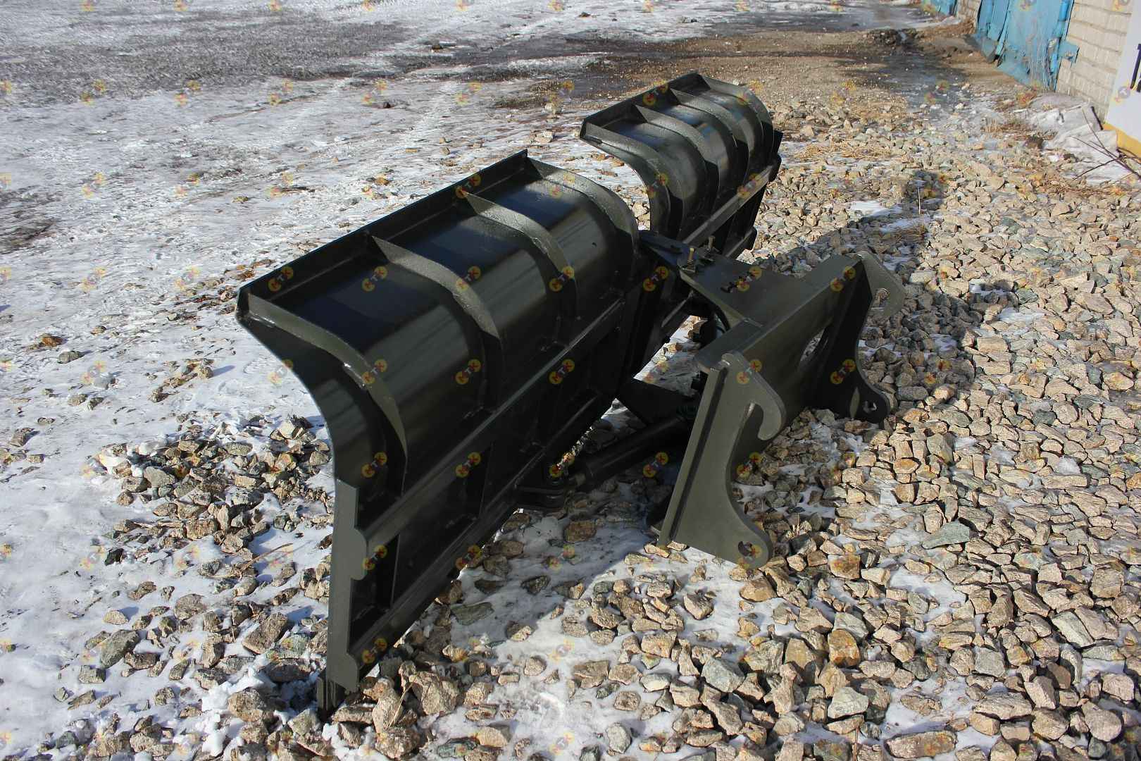 V образный отвал бабочка на погрузчик 3