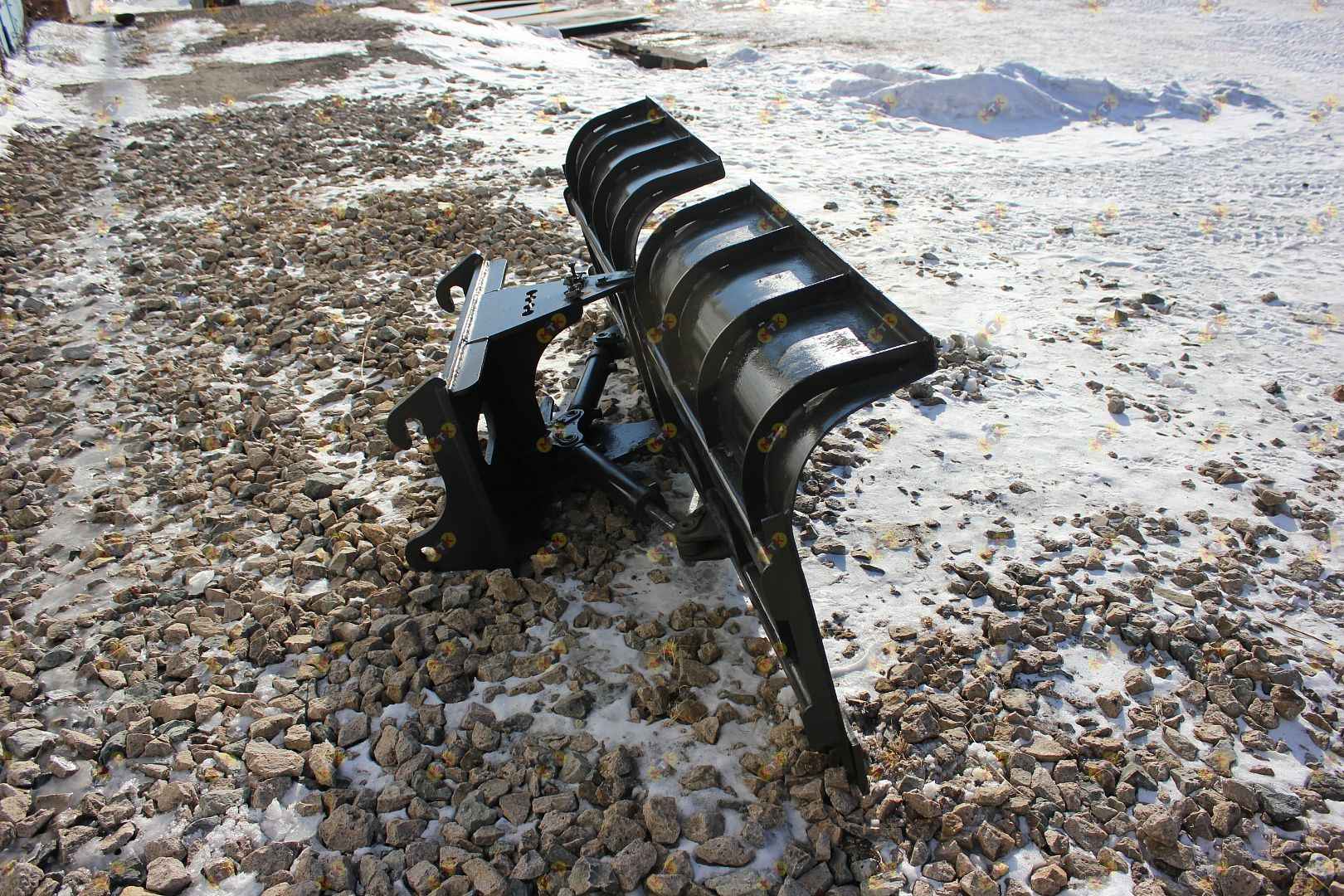 V образный отвал бабочка на погрузчик 4