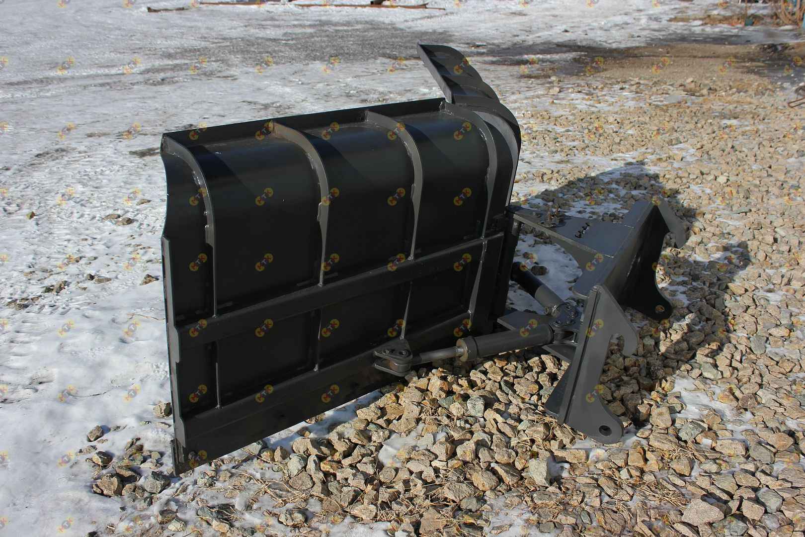 Отвал "бабочка" (большой) 8