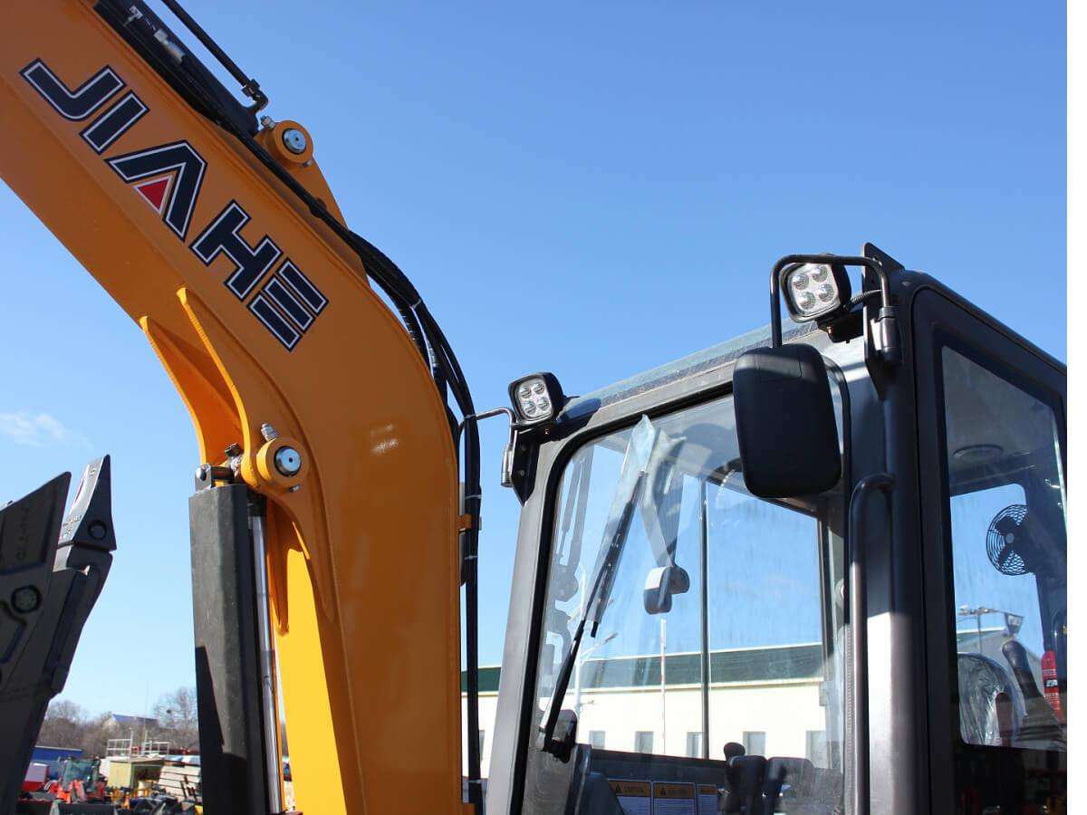 Гусеничный экскаватор JIAHE35 12