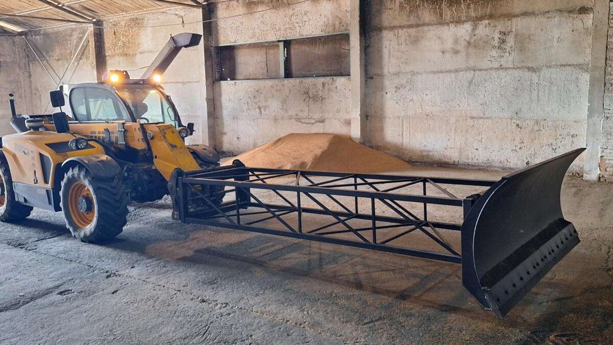 Отвал для зерна с удлинителем 4 м 7