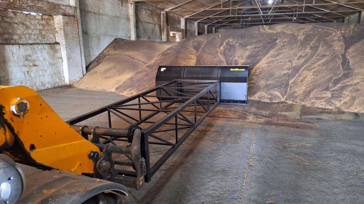 Отвал для зерна с удлинителем 4 м 6