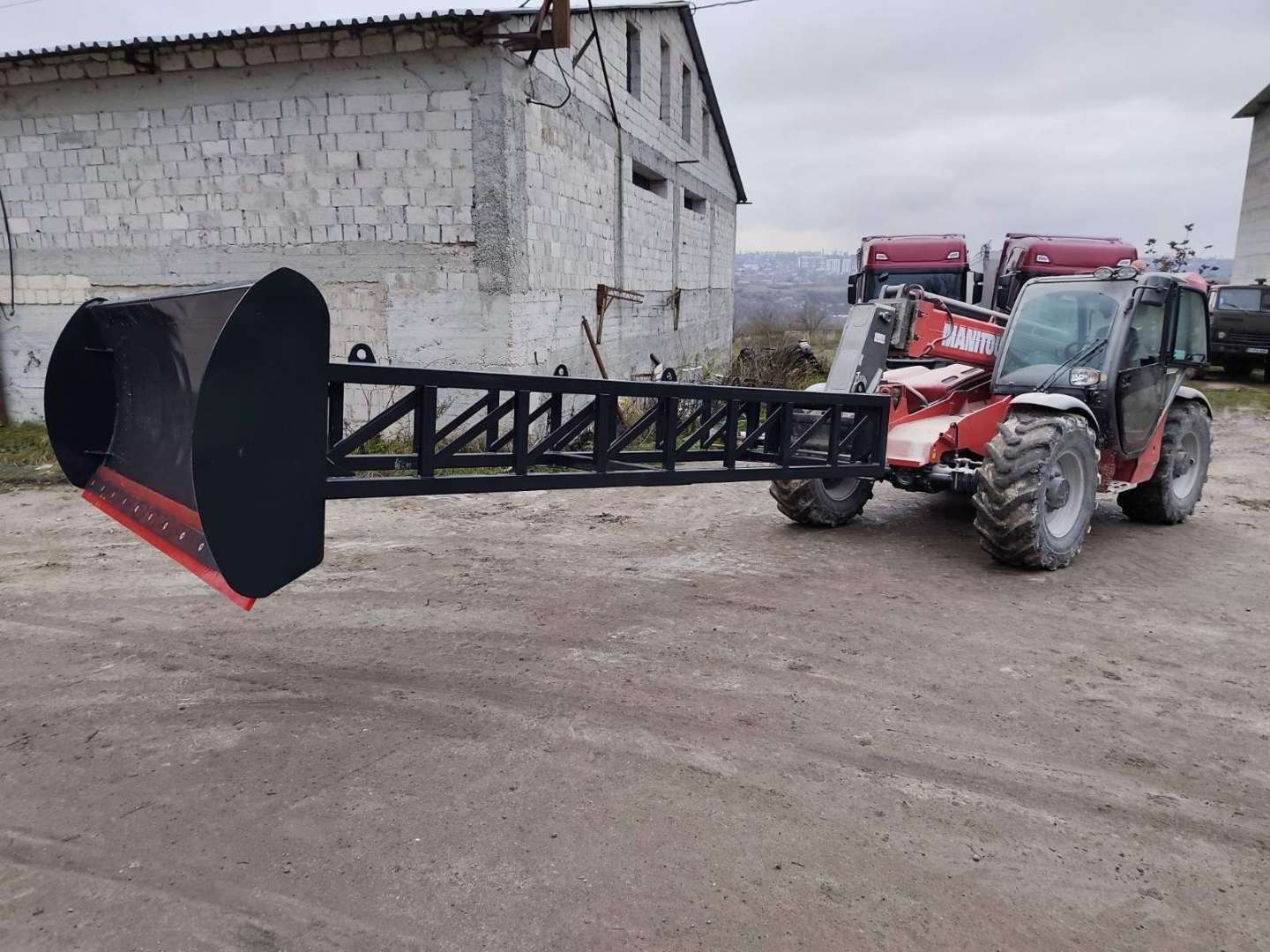 Опрокидывающийся отвал 3/4 м 9