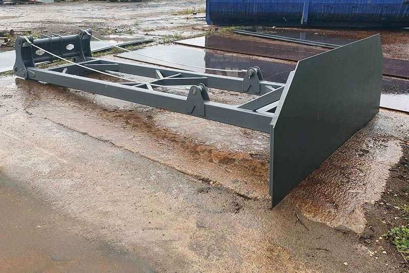 Отвал-буртовщик 2500-3000мм «ЗерноТолкатель» 2