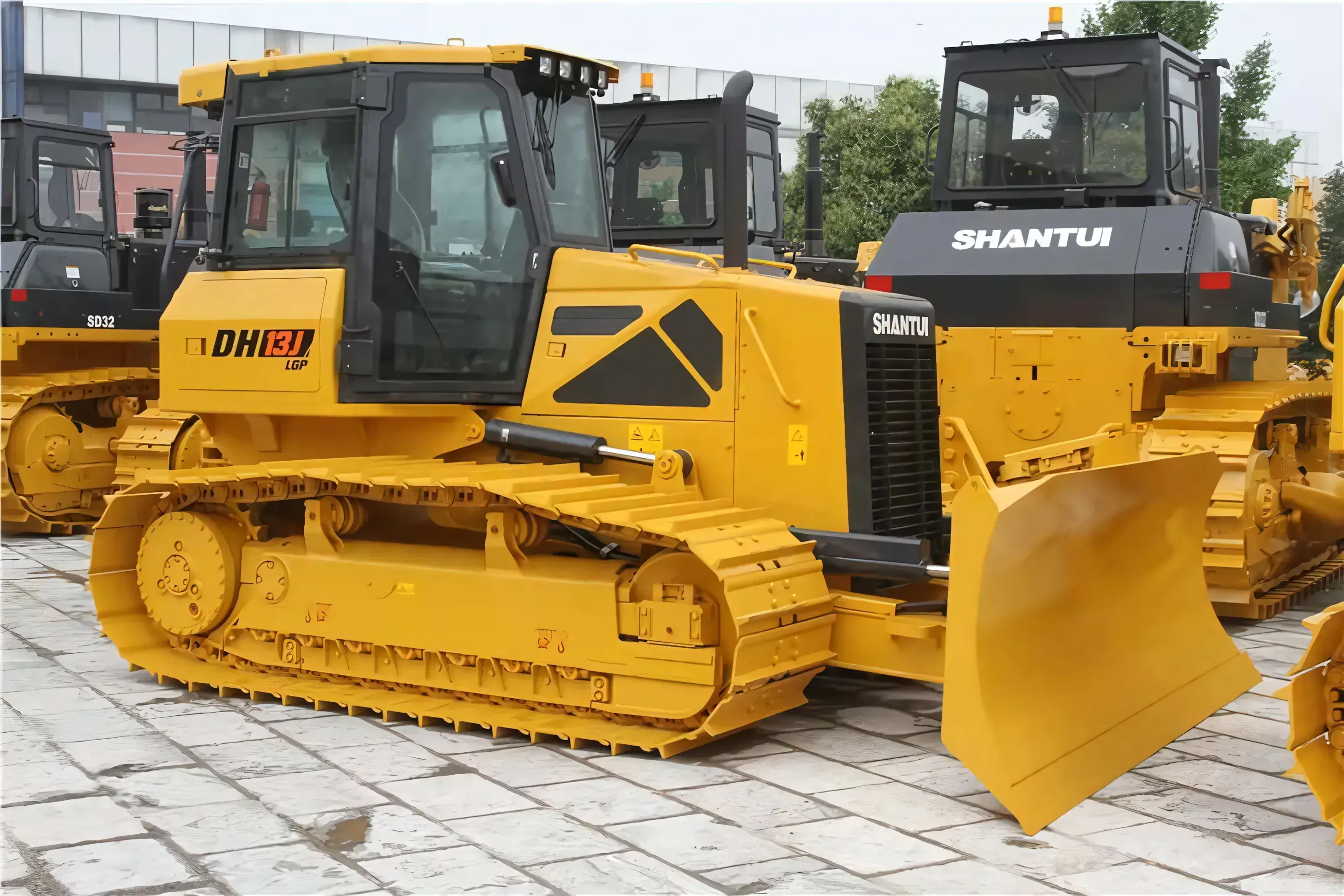 Бульдозер Shantui DH10-C2 с системой нивелирования — фото