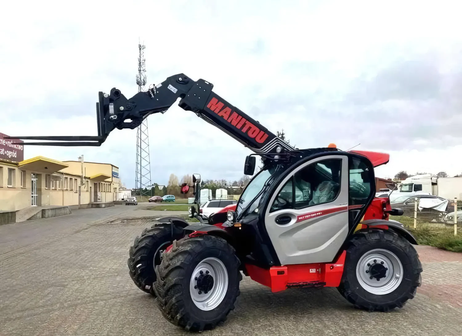 Телескопический погрузчик MANITOU MLT-X 737-130 PS+ — фото