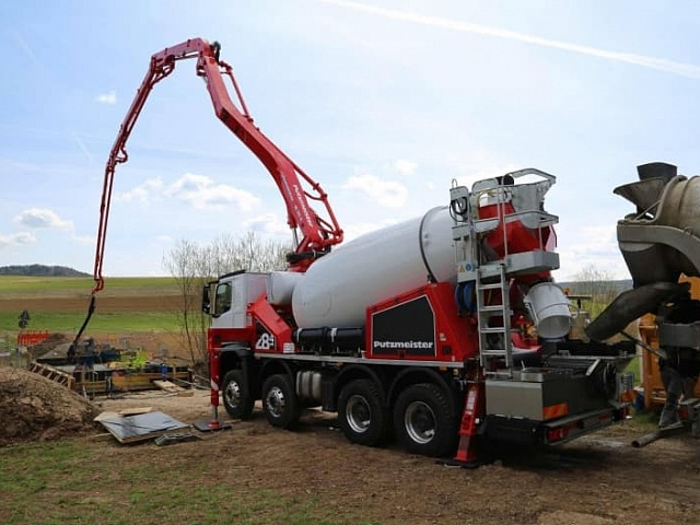 Автобетононасос-миксер Putzmeister PUMI 28-4 28 м + 7 м³ — фото