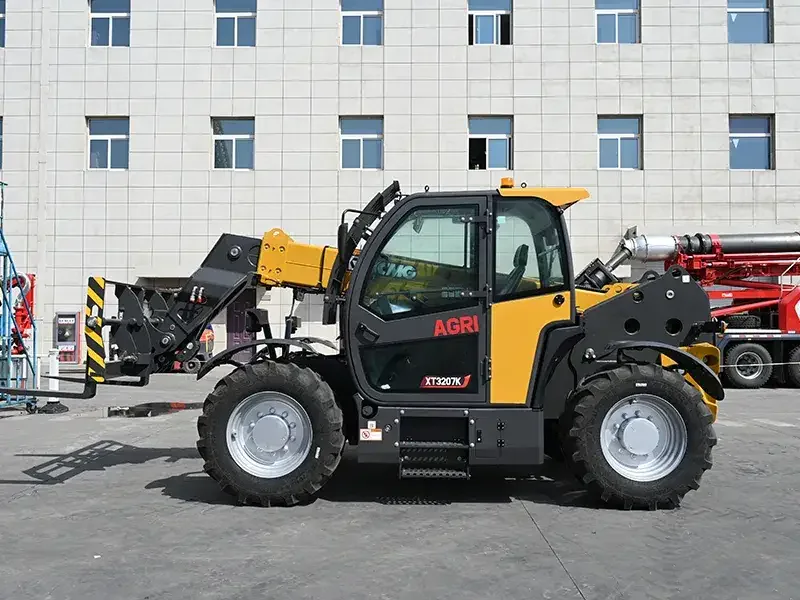 Телескопический погрузчик XCMG XT3207K — фото