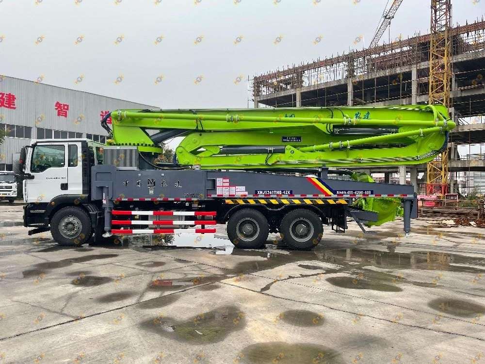 Автобетононасос 6×4 GIGA 42m