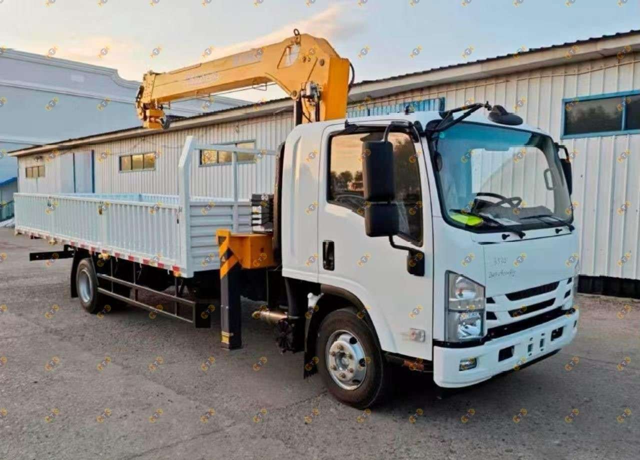 ISUZU 4x4, КМУ XCMG 5тонн