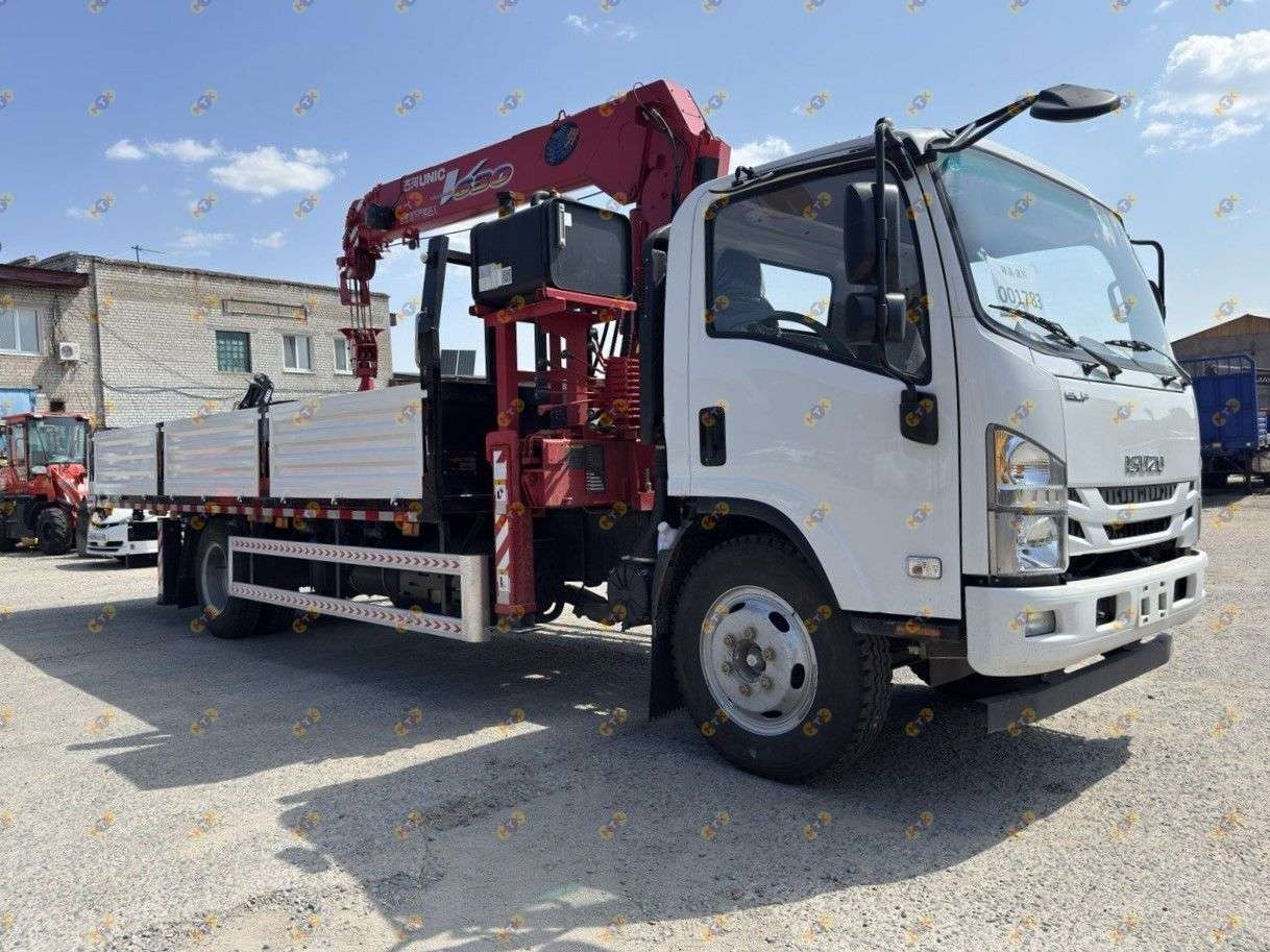 ISUZU 4x2 с КМУ UNIC 6.3 т
