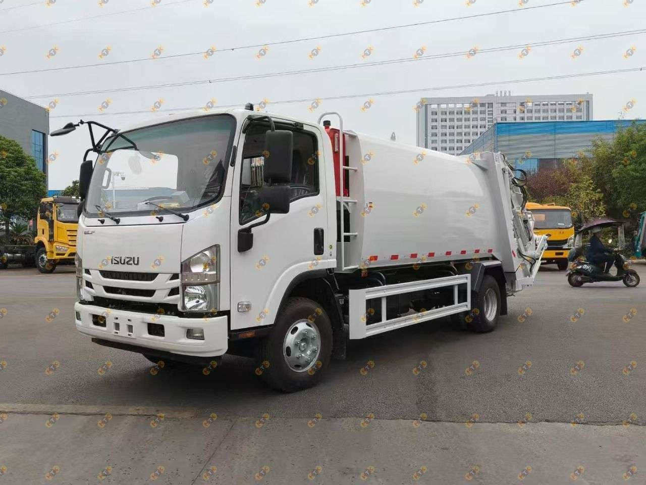 Мусоровоз ISUZU 700P 10 м3