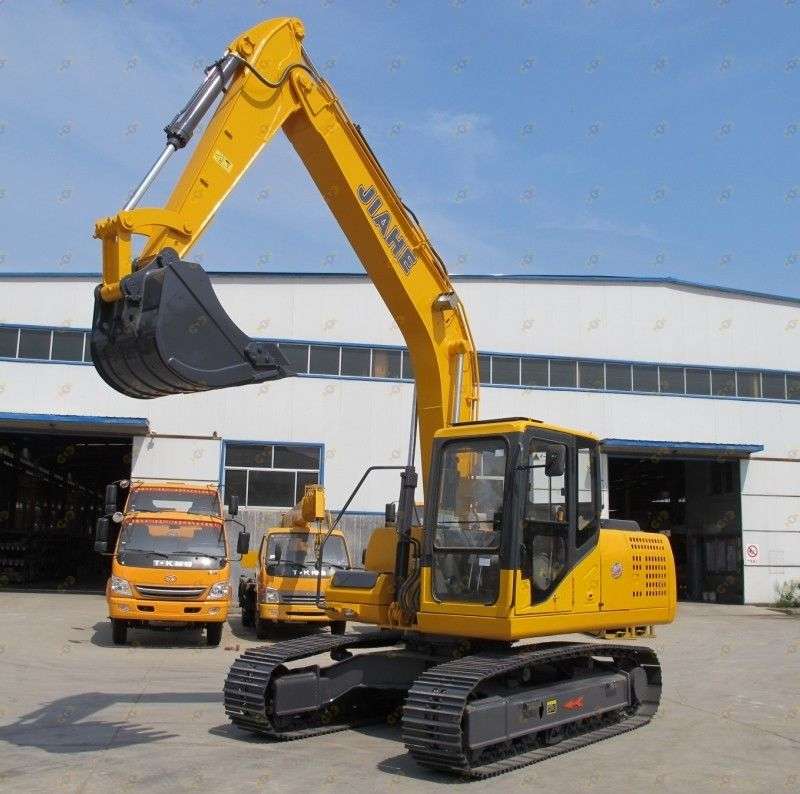 Гусеничный экскаватор JIAHE135