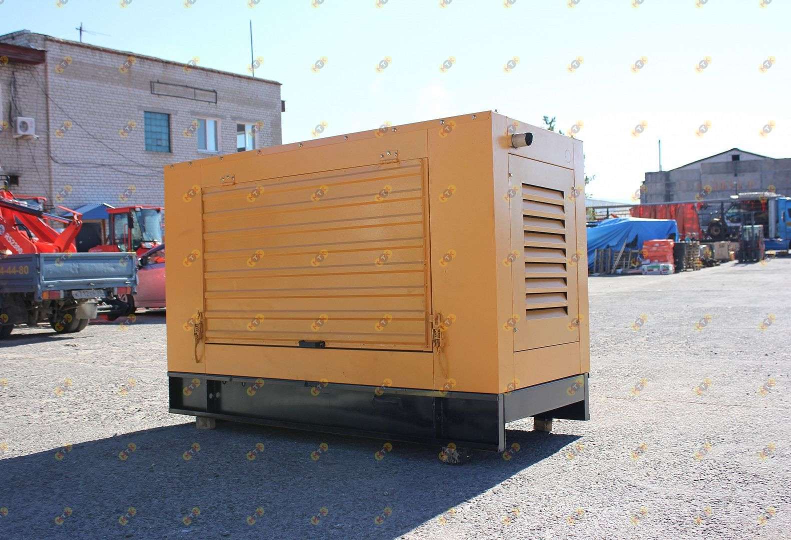 Дизельный генератор Yuchai 50 кВт в кожухе с AVR
